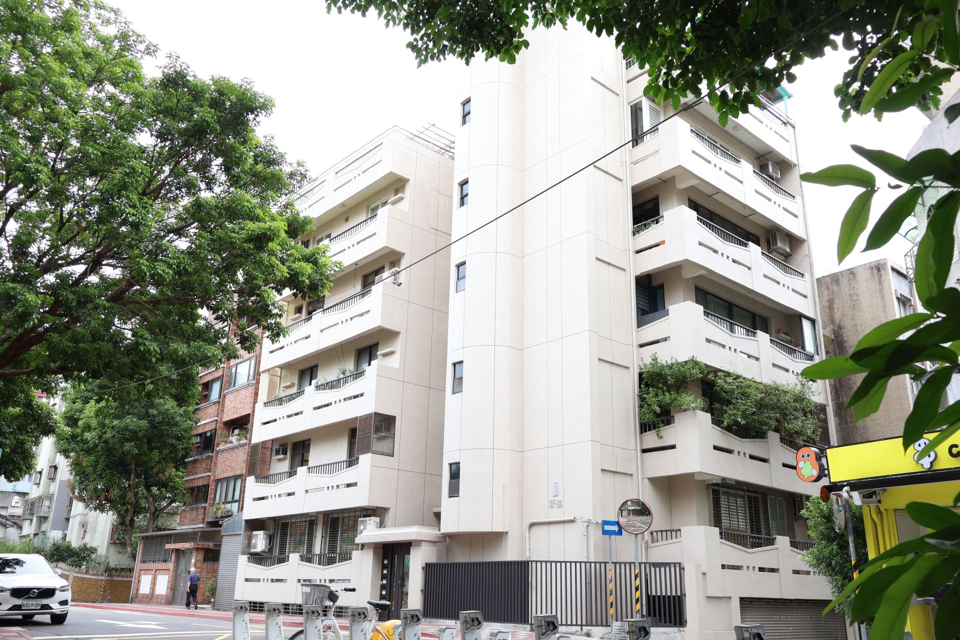 北小公寓在整建維護計畫後煥然一新