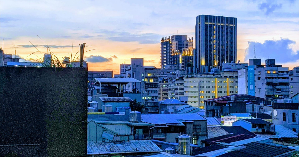 找回巷弄間的人情味─以老屋新用計畫共創富有溫度的城市