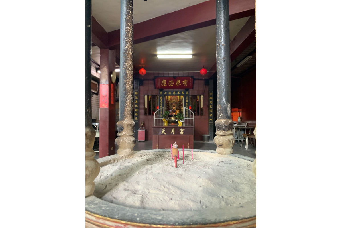 基隆路上的天月宮萬應堂聖媽。(Source: 劉學墉攝影)