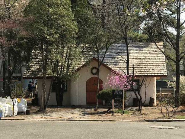 圖　斯洛伐克Prievidza市的「為您的鄰居縫個口罩！」與墨西哥Sonora州的社區電臺復興
（資料來源：上圖https://reurl.cc/EzZpAv 下圖https://reurl.cc/WLXknO）